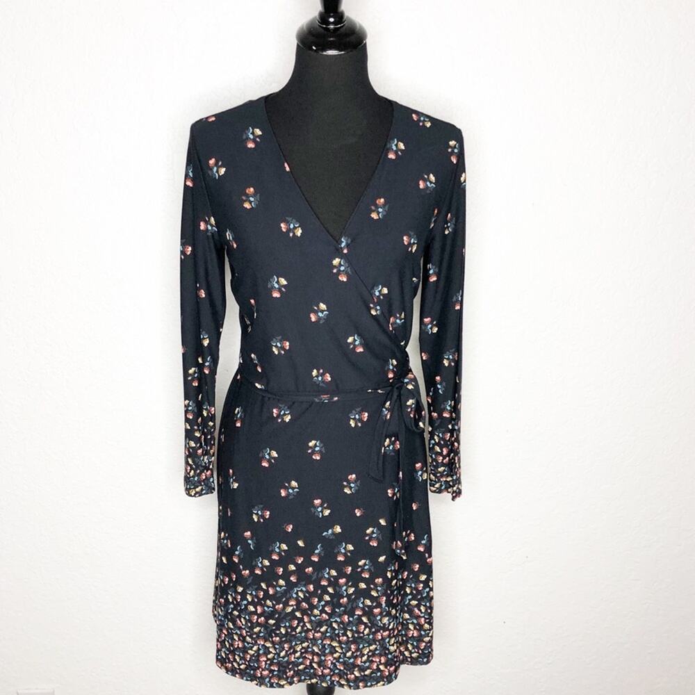 LOFT black pink floral v neck wrap front dress‎ size Medium Petite MP